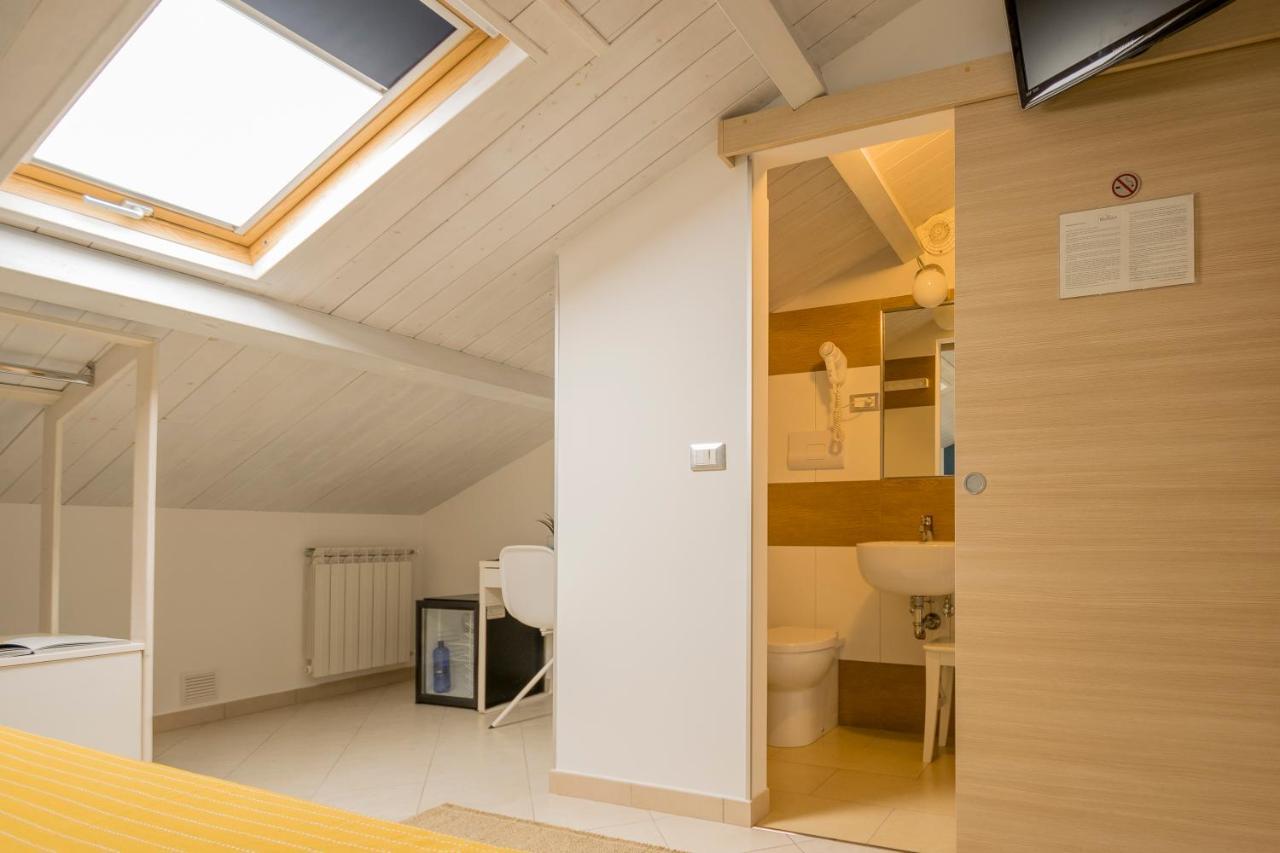 Civico 64 Bed & Breakfast In Mansarda Palmi Exterior foto